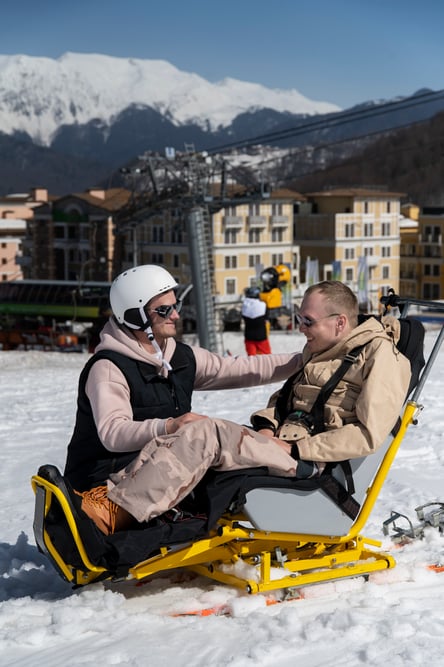 full-shot-happy-friends-winter-time